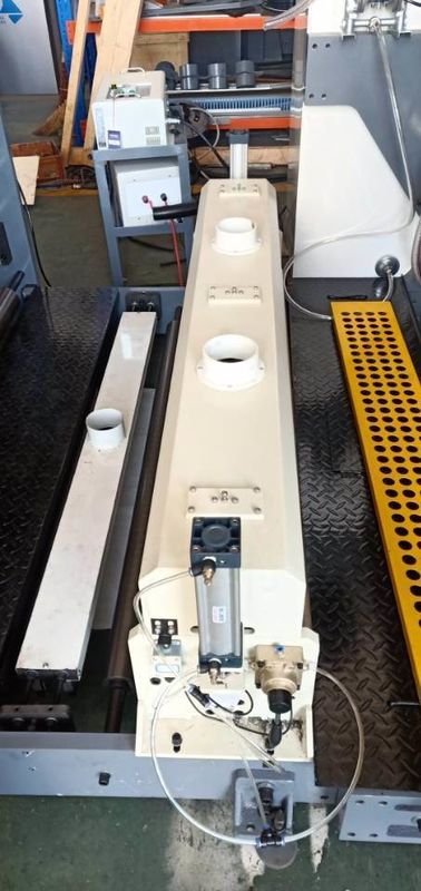 เครื่องพิมพ์ Flexo / เครื่องพิมพ์ Flexographic ด้วยความเร็วการพิมพ์ 150m / min และเครื่องแห้ง UV IR