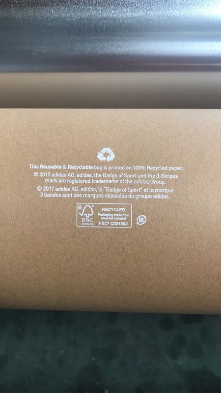 เครื่องพิมพ์กระเป๋ากระดาษ Flexography Ink ที่ใช้น้ํา 1020mm 1220mm 1320mm แบบหน่วย