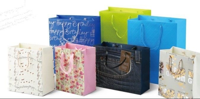 สินค้าที่กําหนดเอง ความเร็วสูง 6 สี Flexo เครื่องพิมพ์สําหรับ 60-350GSM กระดาษม้วน
