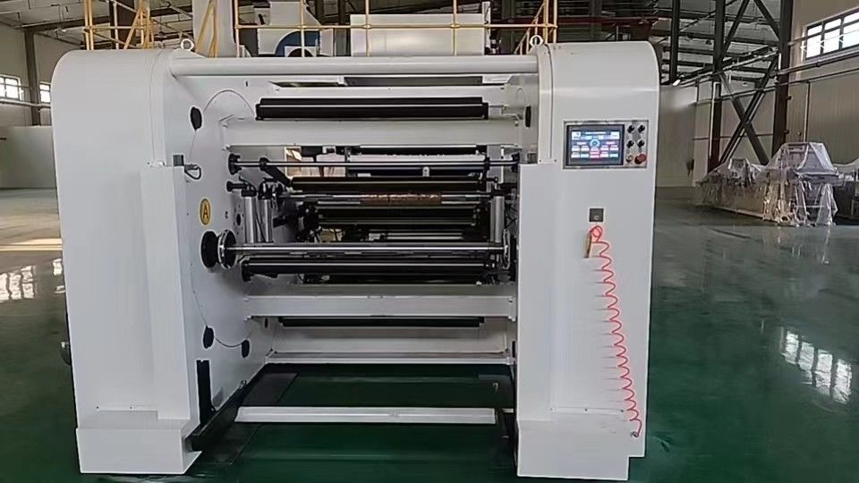 ความเร็วสูงสุด 150m / min หน่วยพิมพ์ Flexo สําหรับผ่าใหญ่ กว้าง 1524 มม