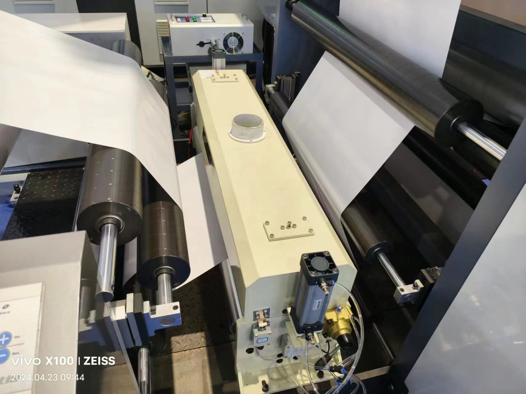 เครื่องพิมพ์แบบ Flexo แบบ Sleeve สําหรับกระบวนการแห้งและลวดแบบพิมพ์แบบหนึ่งขั้นตอน