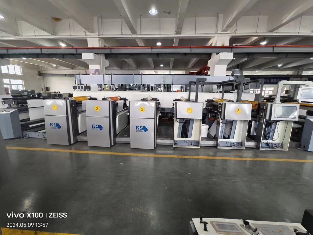 เครื่องพิมพ์แบบ Flexo แบบอัตราต่อเนื่องเพื่อออมเวลาและวัสดุ