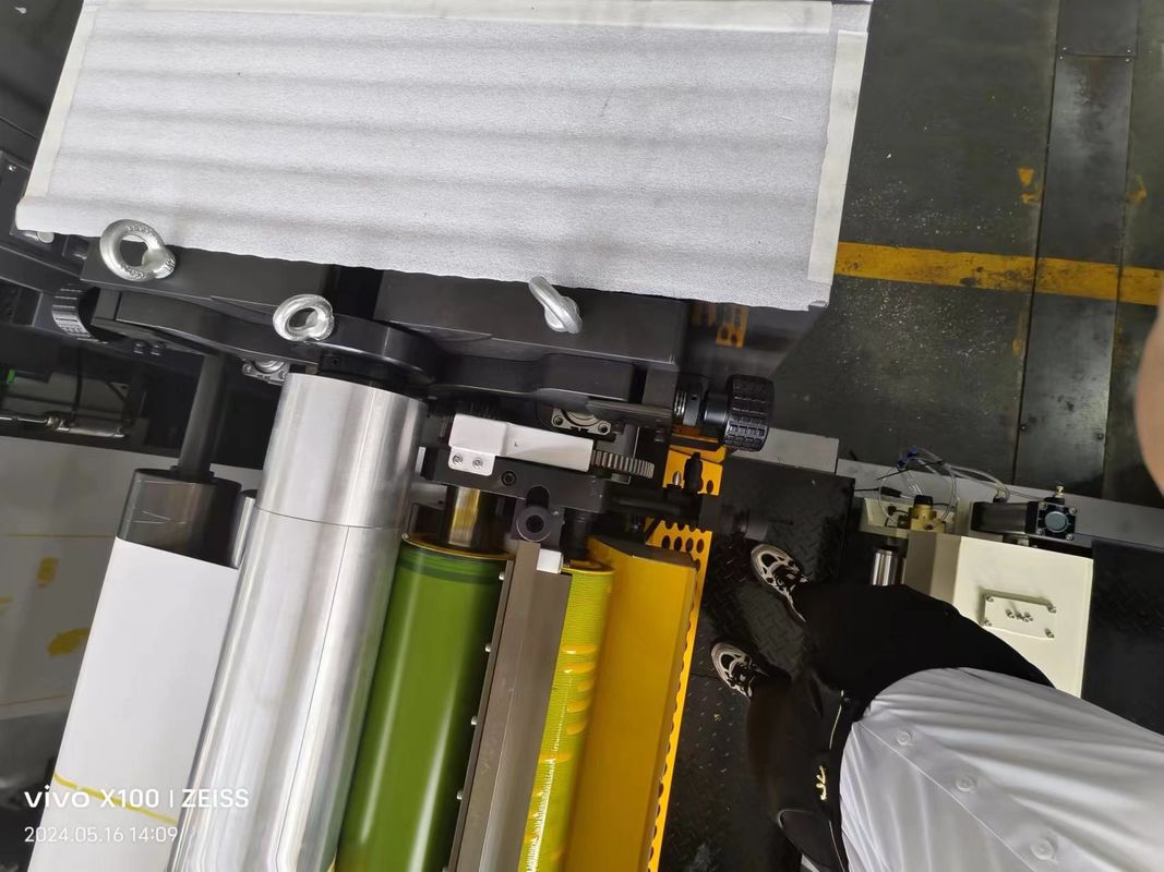 4 สี เครื่องพิมพ์ความเร็วสูง Flexo Roll To Roll เครื่องพิมพ์ Flexographic เครื่องพิมพ์