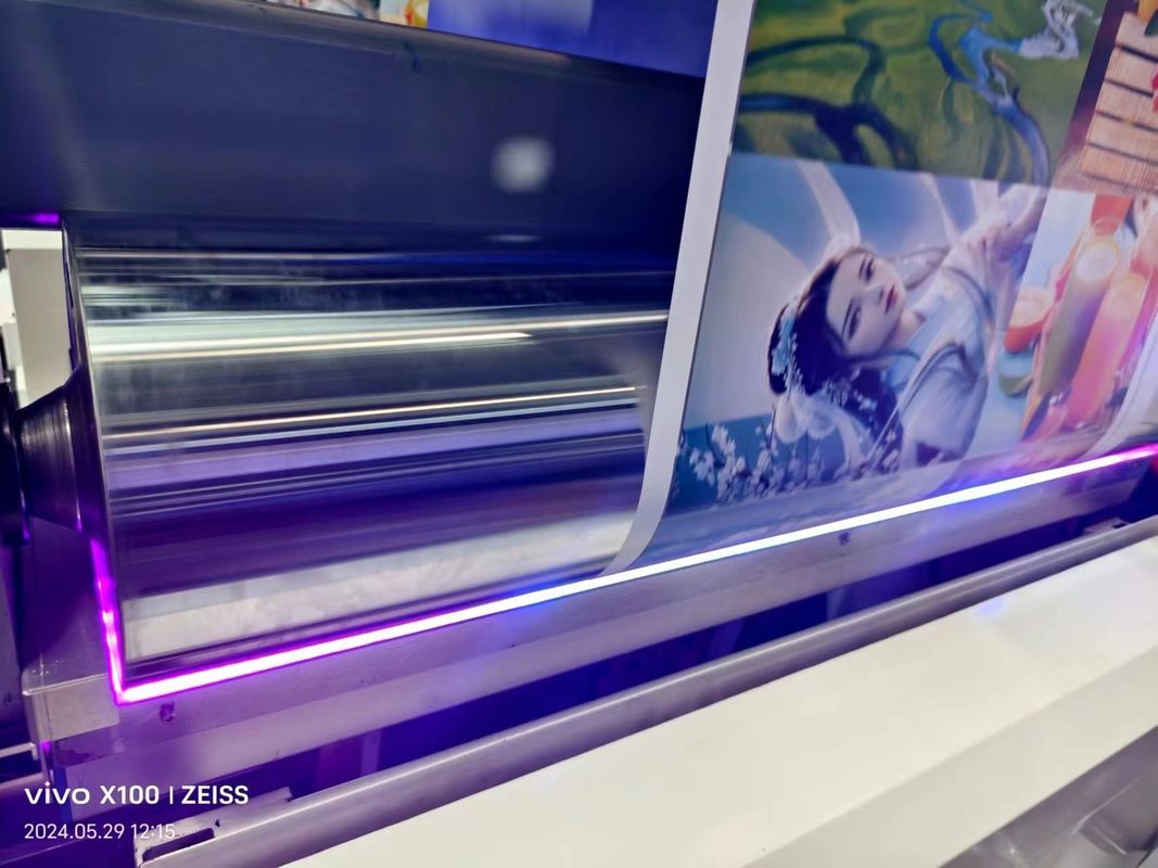 เครื่องพิมพ์แบบ Flexo แบบ sleeve ด้วยส่วนใส่และออกเพื่อการทํางานที่เรียบร้อย