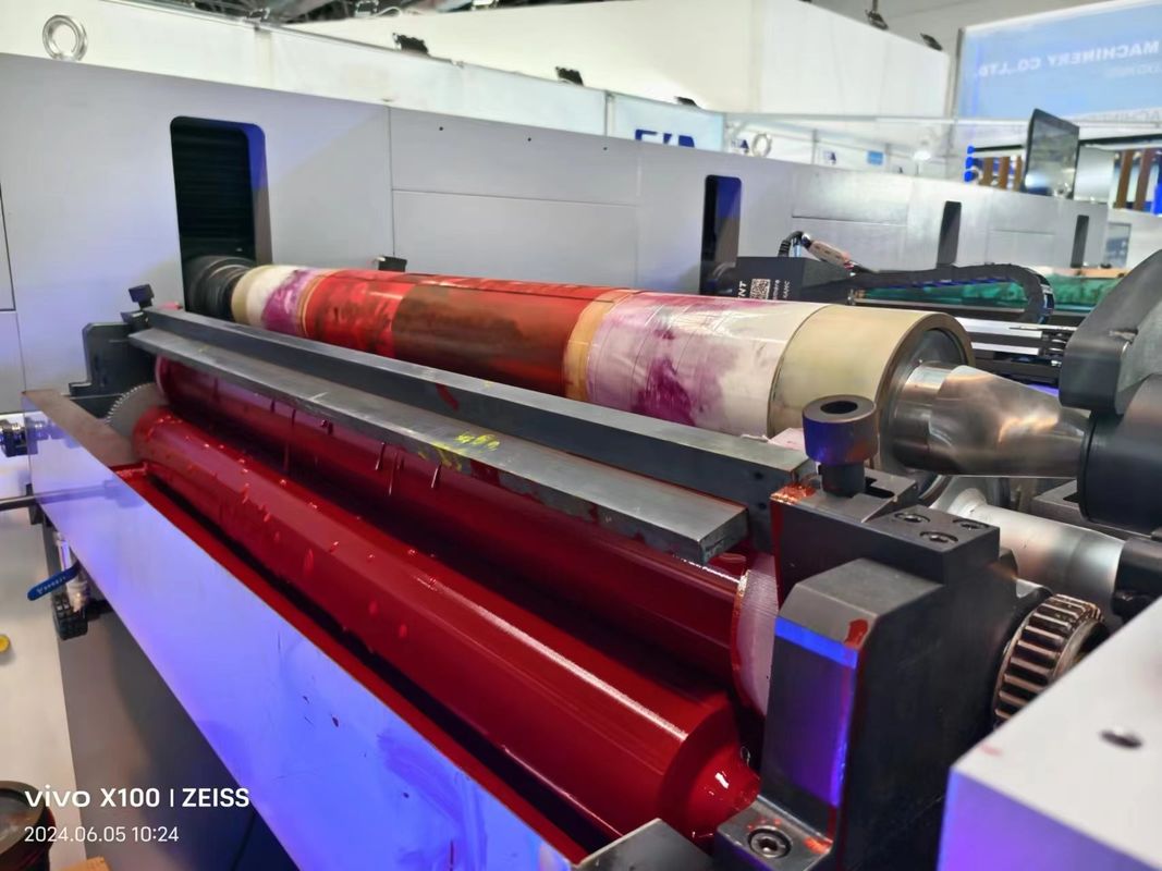 เครื่องพิมพ์ UV Servo Flexo เครื่องพิมพ์กระดาษม้วน 1350 มิลลิเมตร ถ้วยกระดาษม้วน สภาพใหม่ เครื่องพิมพ์บัตร เครื่องพิมพ์ในสาย